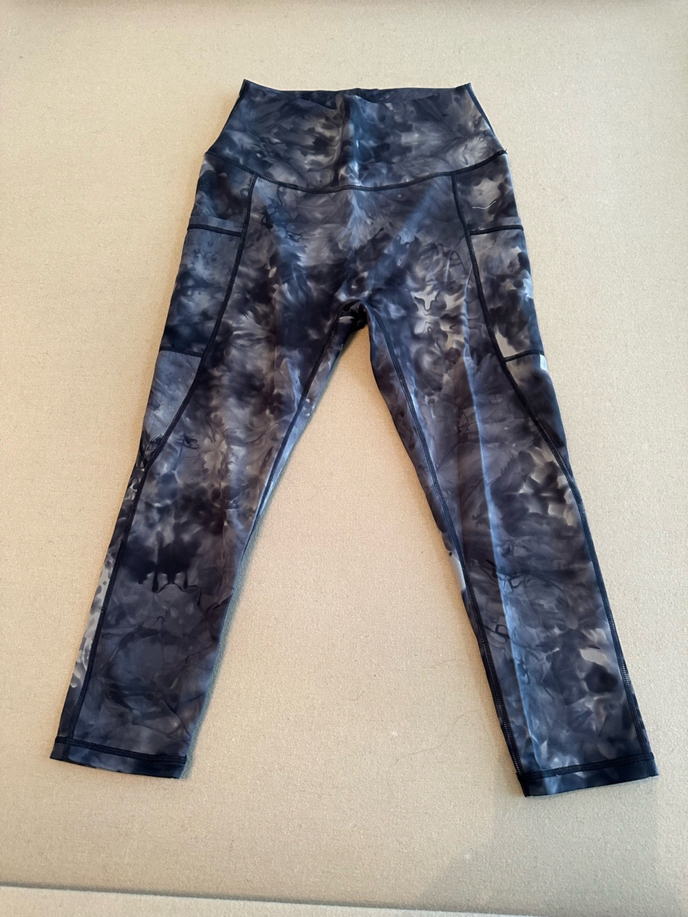 Smoky-Swirl Print Active Leggings - Slate/Charcoal